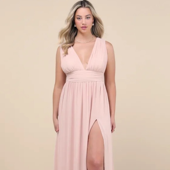 Lulu’s Heavenly Hues flowy White front+ back deep v  Maxi Dress NWT Size M - Picture 13 of 14